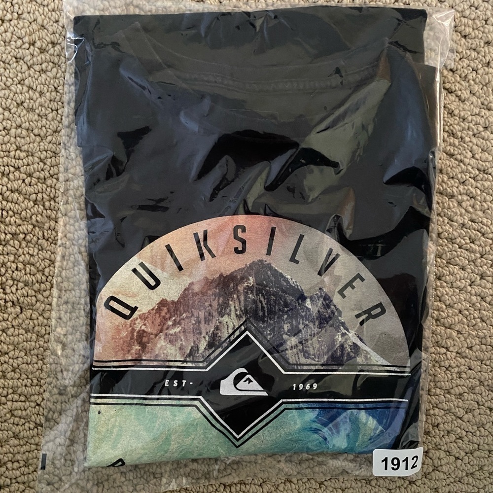 QUIKSILVER “All Down the Line” Black Surf Tee Shirt Men L Large - Picture 5 of 5